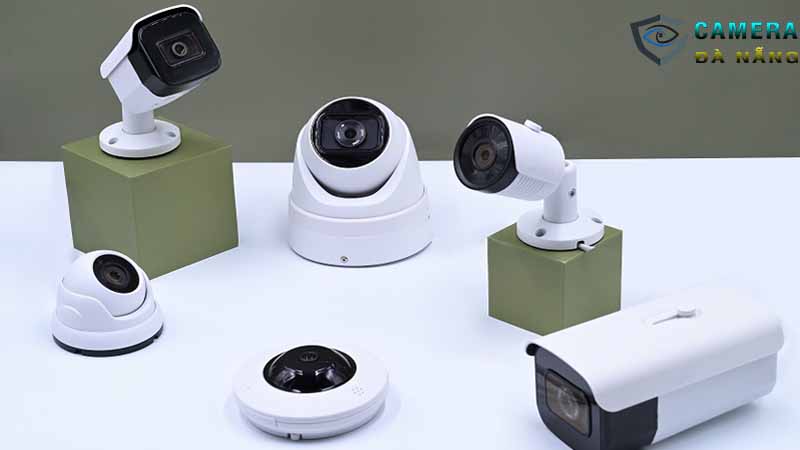 so-sanh-do-ben-giua-cac-dong-camera-pho-thong